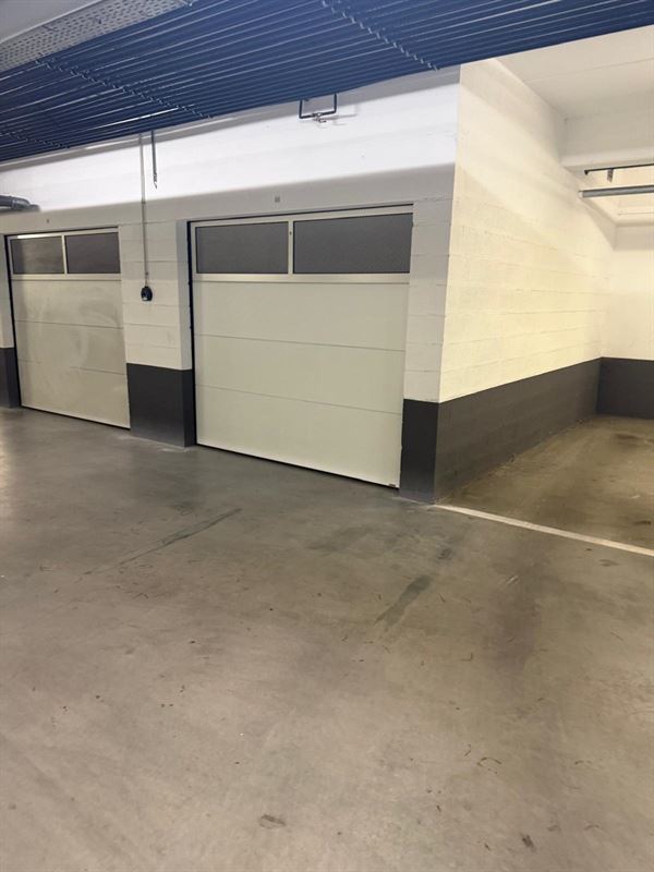 TE HUUR: Garagebox in Residentie Zuidzicht te Hasselt!