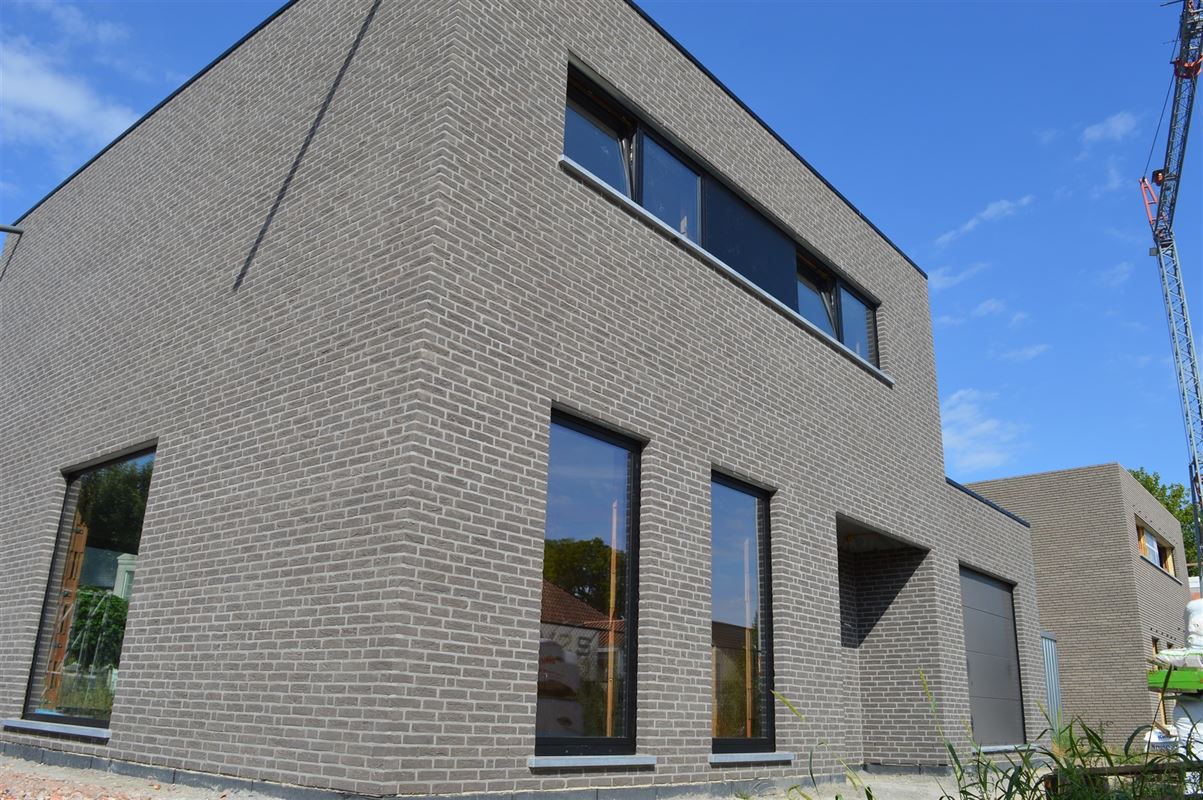 TE HUUR: Vrijstaande BEN-woning met 3 slaapkamers te Pelt!