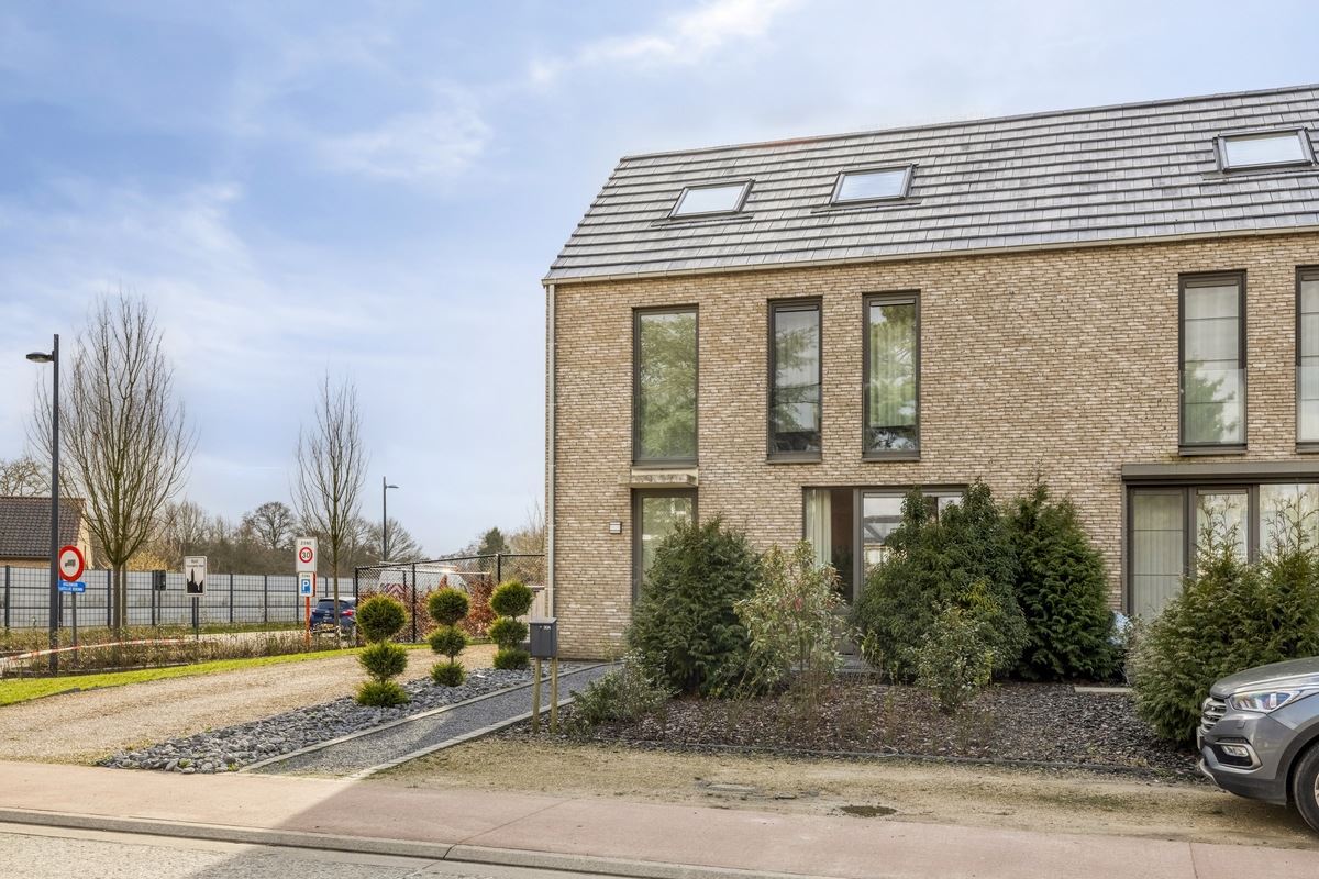 lichtrijke woning met 3 slaapkamers te Tessenderlo!
