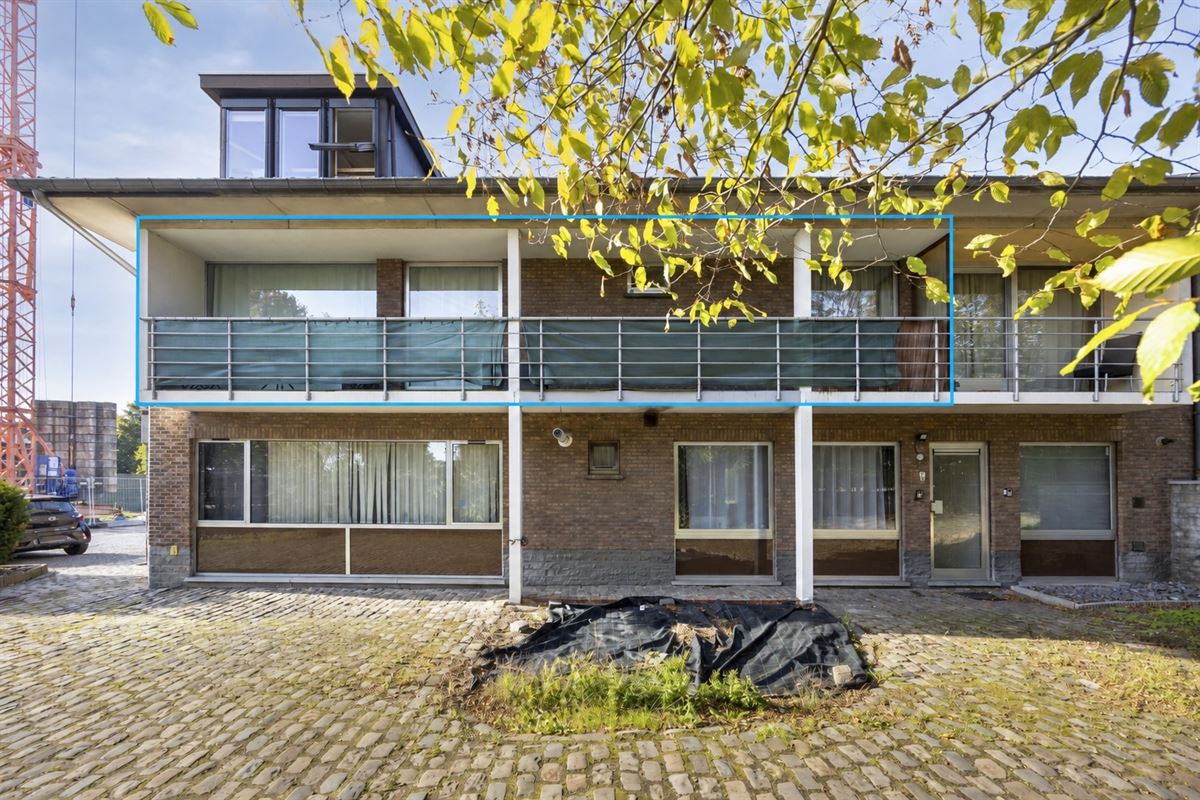 TE KOOP: Gerenoveerd appartement met 2 slaapkamers
