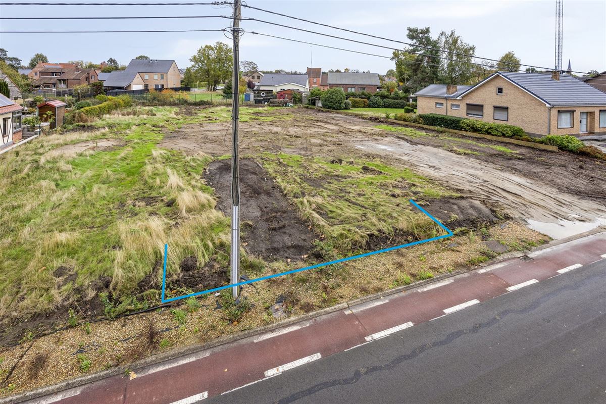 TE KOOP: Bouwgrond voor halfopen bebouwing te Paal!